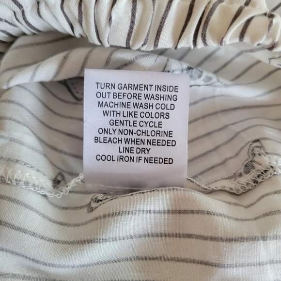 NWT COMO BLACK V NECK LONGSLEEVE Blouse - Picture 9 of 9